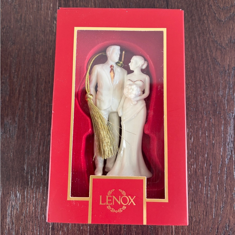 Lenox Bride and Groom Ornament - new in box!